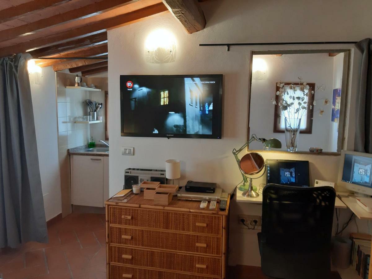 Porcellana Twenty-Six Florence Wi-Fi Apartment Luaran gambar